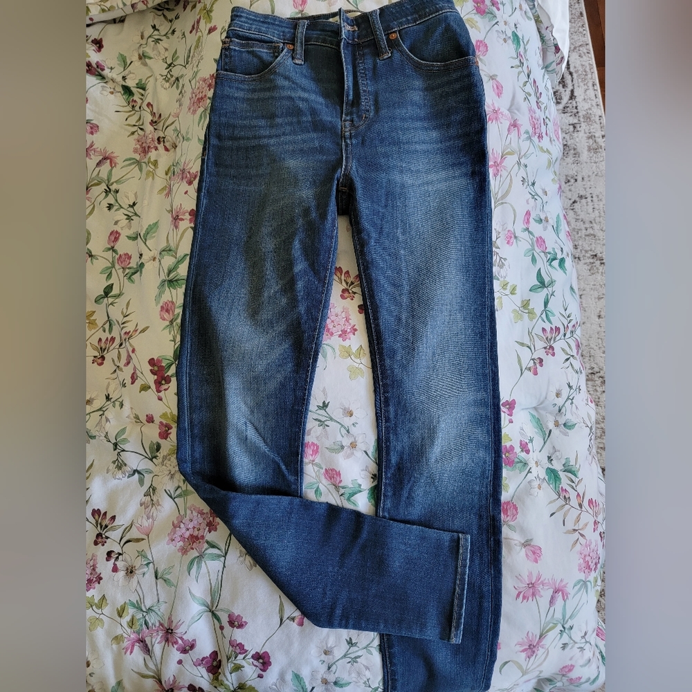 Madewell curvy high rise skinny jeans size 25
